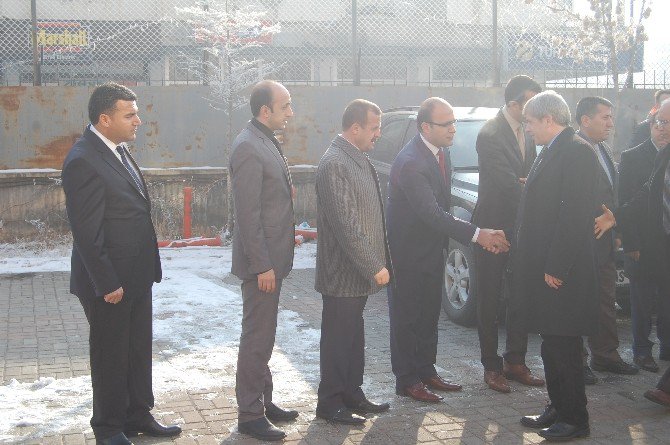 Vali Çınar’dan Kaymakam Alibeyoğlu’na Ziyaret