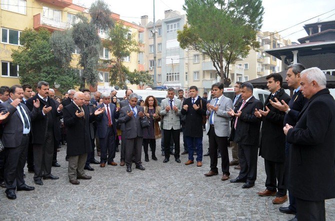 Eğitimcilerden ’Polis’e Taziye Ziyareti