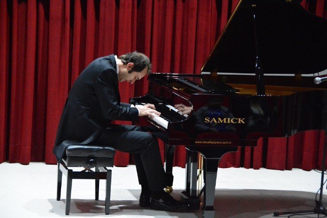 Süleymanpaşa Belediyesi’nin 2. Gülsin Onay Piyano Günleri’nde Muhteşem Final