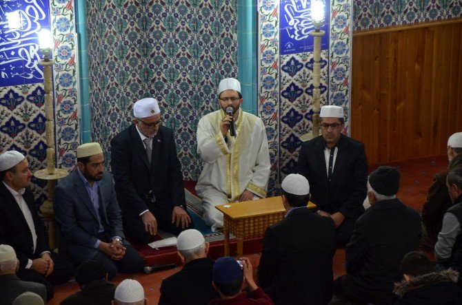 Mevlit Kandilinde Camiler Doldu Taştı