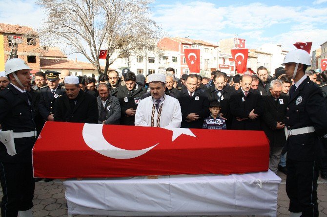 Şehit Polis Devrilmez Son Yolculuğuna Uğurlandı