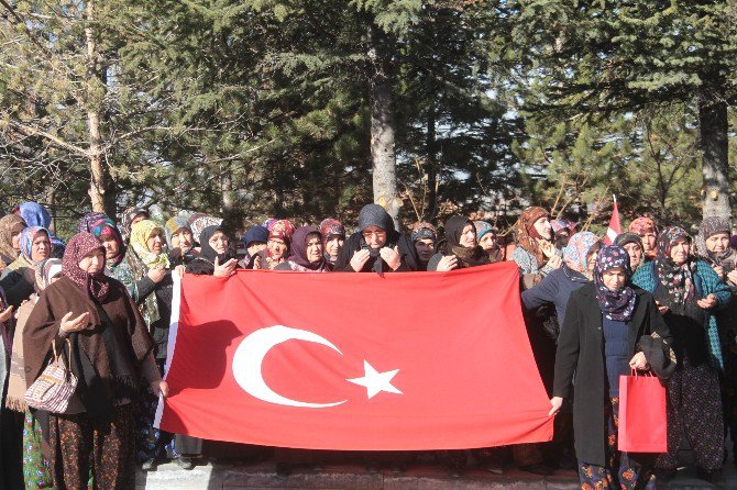 İstanbul Patlamasında Şehit Olan Çetin Sarıkaya Son Yolculuğuna Uğurlandı