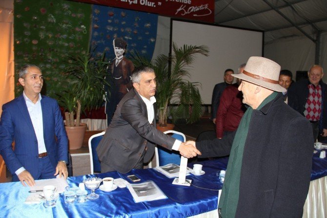 Altınok Öz, Mahalle Birim Başkanları Ve Meclis Üyeleriyle Bir Araya Geldi