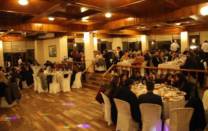 Hukukçular Kartal’da Dayanışma Yemeğinde Bir Araya Geldi