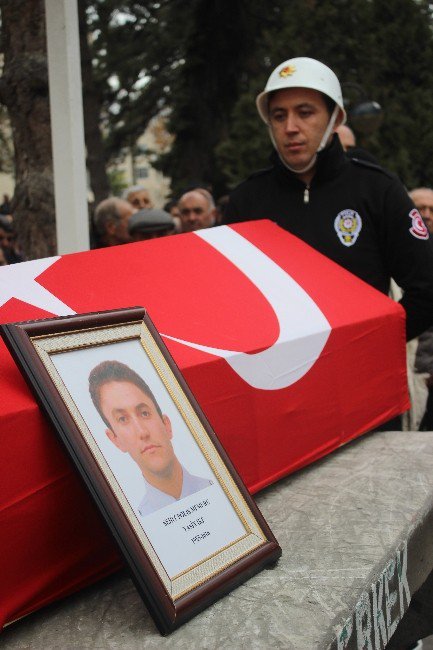 Şehit Annesi Yeter İke: “Burnunu Mu Parçaladılar Oğlum”