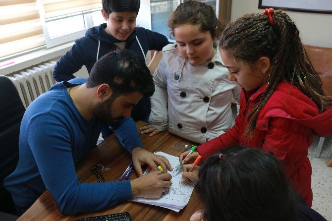 Kırkalı Minik Çocuklardan Polis Noktasına Destek Ziyareti