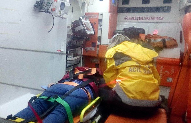 Polis Aracı Yaya Kadına Çarptı