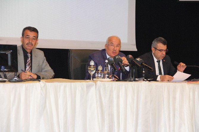 Kocamaz: “Maratonu Erteleseydik Teröristin Ekmeğine Yağ Sürmüş Olurduk”