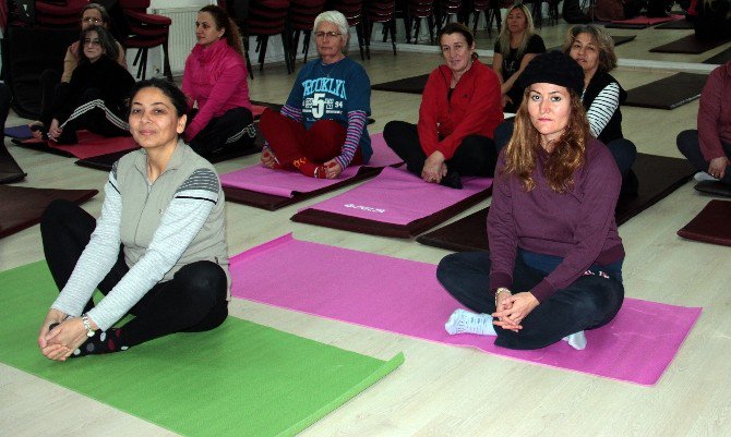 Çankaya’da 7’den 77’ye Yoga