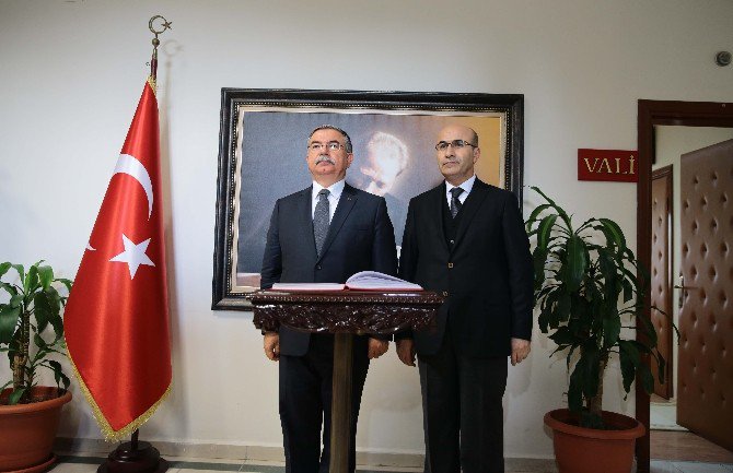 Bakan Yılmaz Adana’da