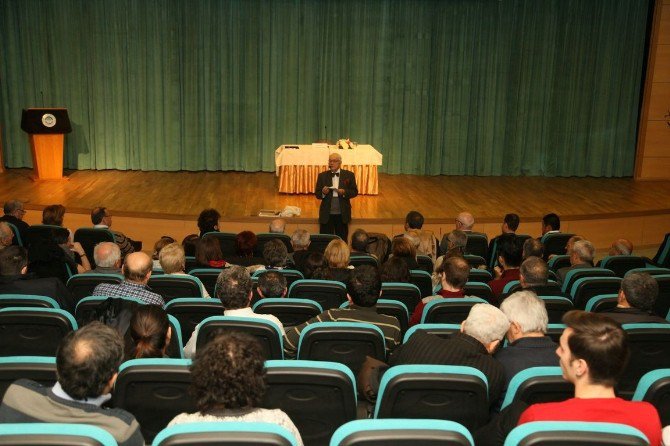 Siyaset Bilimci Prof. Dr. Ataöv: “Başkanlık Türkiye’ye Uymaz”