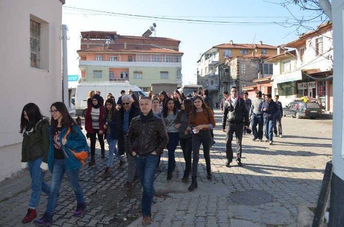 Öğrenciler Kula’nın Tarihini Keşfettiler