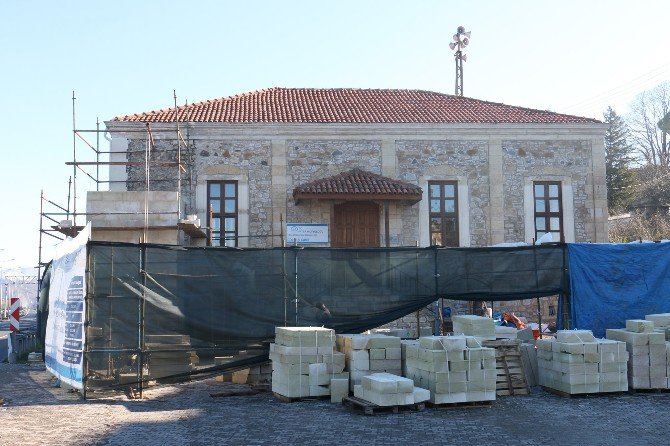 Gölbaşı Camii’ne Minare Yapılıyor