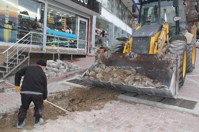 Sarıcaoğlu: “2017 Yılı Sürprizlerle Dolu”