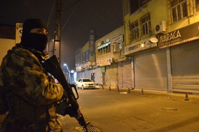 Hdp Ve Dbp Siverek İlçe Teşkilatlarında Arama Sürüyor