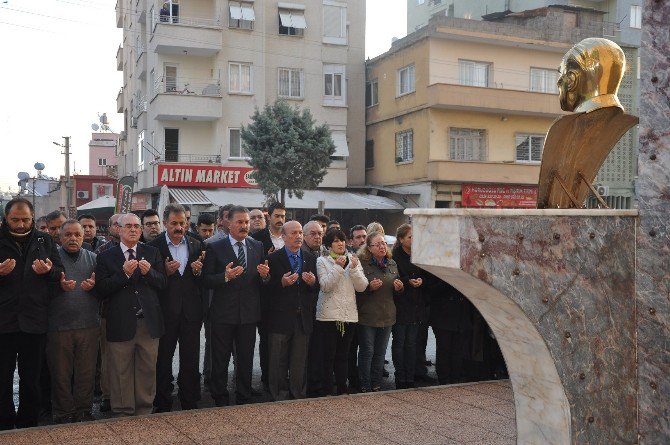 Toroslar Belediyesi’nde Şehitler İçin Saygı Duruşu