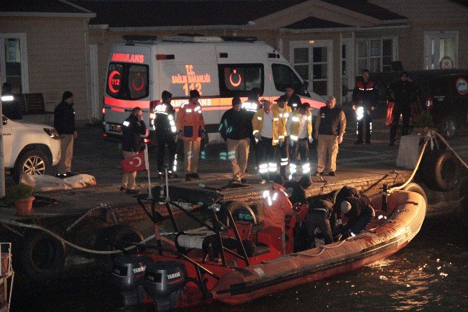 Kız Kulesi Açıklarında Ceset Bulundu