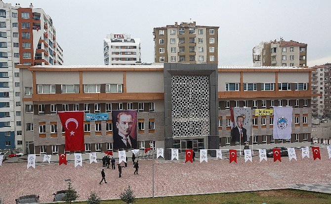 Başkan Çelik: "Vatansever Nesiller Yetiştireceğiz"