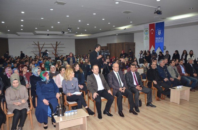 Darbe Gecesi Bildiri Okuyan Trt Spikeri, Bursa’da Diksiyon Dersi Verdi