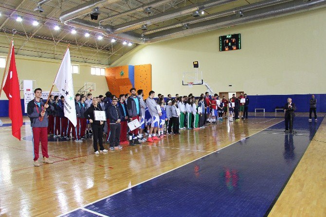 Üniversitelerarası Basketbol 2. Lig Grup Müsabakaları Başladı