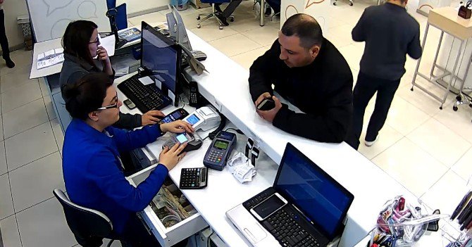 Antalya’da Gsm Bayiinde Dolandırıcılık