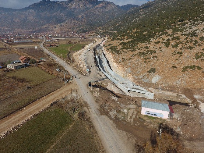 Elmalı Yuva’da Taşkınlardan Koruna Projesi Devam Ediyor