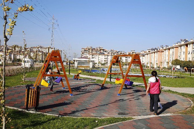 Döşemealtı Belediyesi’nden Yeni Nesil Parklar Dönemi