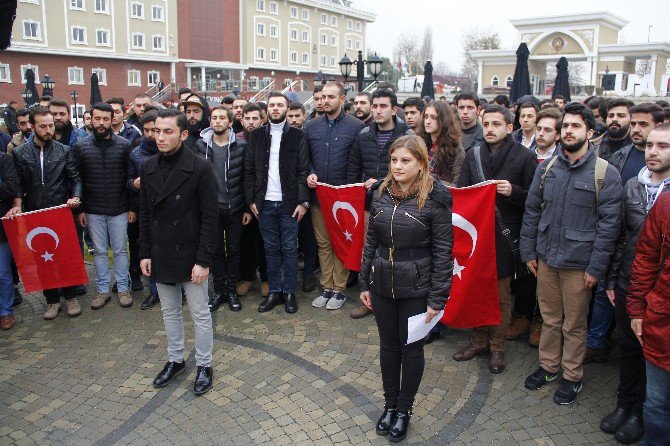 İaü Öğrencileri Terör Şehitlerini Andı