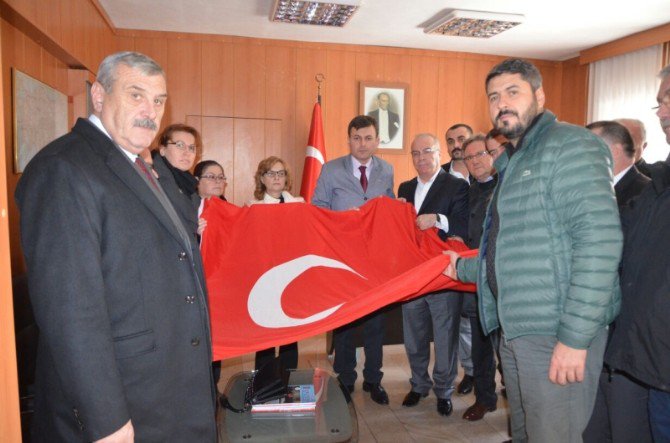 Babaeski Belediye Başkanı Hacı Ve Beraberindekilerden Polise Taziye Ziyareti