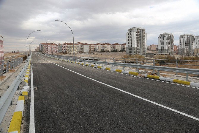 Doğukışla Köprülü Kavşağı Trafiğe Açılıyor