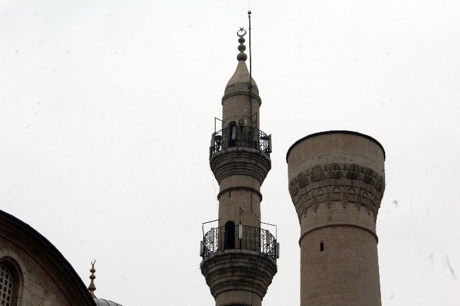 Malatya Beş Camisiz Minaresinden Birini Kaybetti