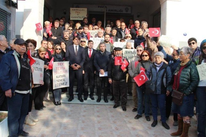 İzmir’de Mhp Ve Chp’den Polislere Taziye Ziyareti