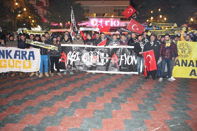 Afyonkarahisar’da Taraftar Grupları Terörü Lanetledi