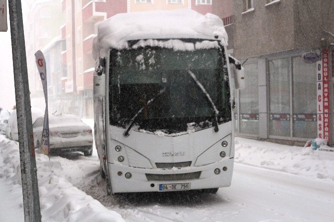 Ağrı’da Tüm Karayolları Kapatıldı