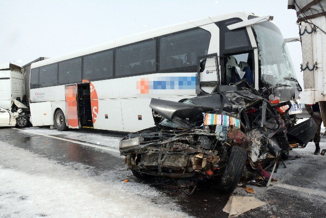 Aksaray’da 36 Araç Birbirine Girdi: 41 Yaralı