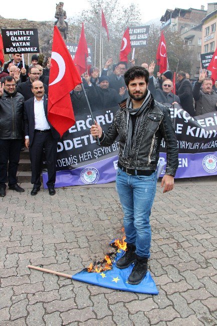 Amasya’da Terör Protesto Edildi