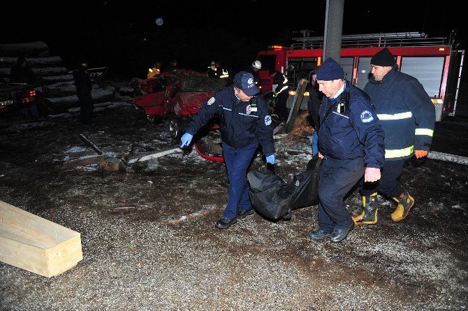 Dün Aldıkları Otomobille Kaza Yaptılar: 2’si Kardeş 3 Ölü