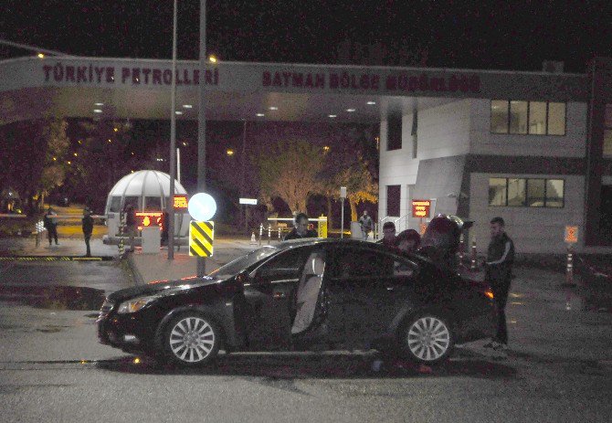 Yakıtı Biten Otomobil Polisi Alarma Geçirdi