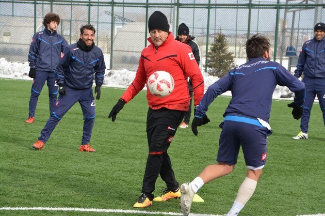 Bb Erzurumspor’da Fethiyespor Maçı Hazırlıkları Sürüyor