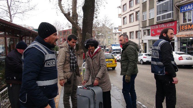 Bilecik’te Şüpheli Valiz Polisi Alarma Geçirdi