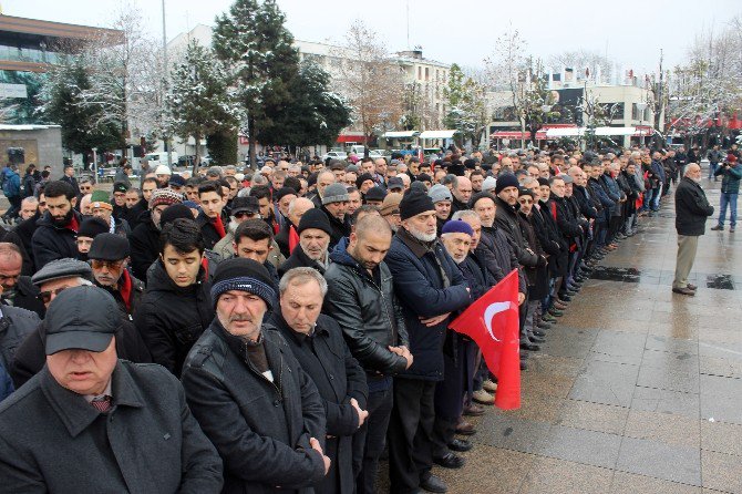 Düzce’de ’Teröre Karşı Tek Yürek’ Yürüyüşü