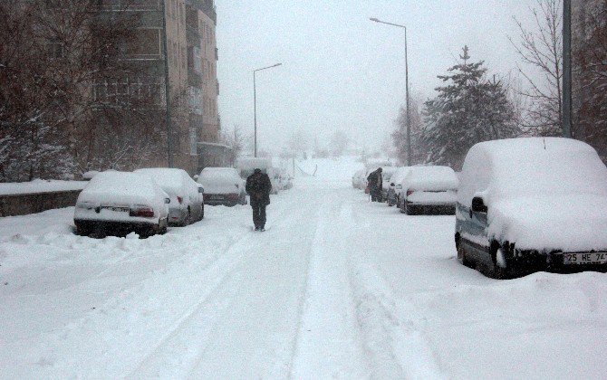 Erzurum’da Eğitime Kat Tatili