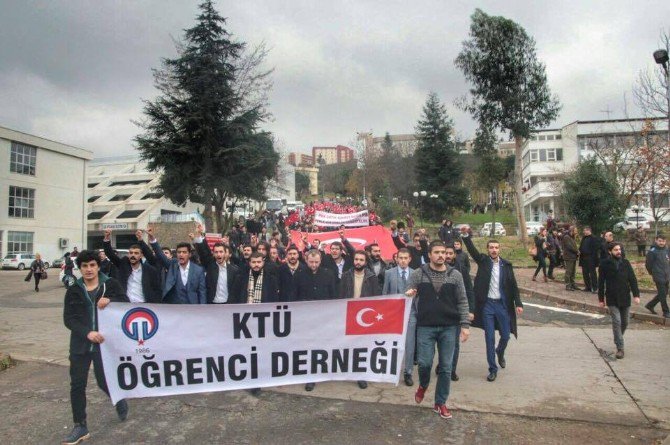 Ktü Öğrenci Derneği’nden Teröre Lanet Yürüyüşü