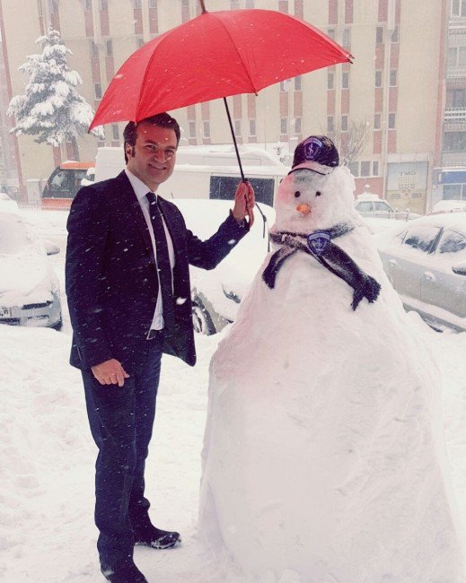 Erzurum’da Kardan Adam Keyfi