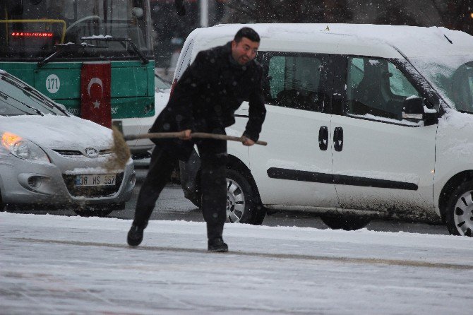 Kayseri Ve Yozgat’ta Kar Yağışı Hayatı Olumsuz Etkiledi