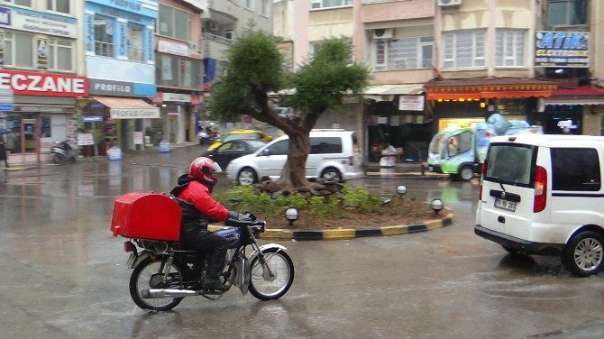 Kilis’e Mevsimin İlk Karı Düştü