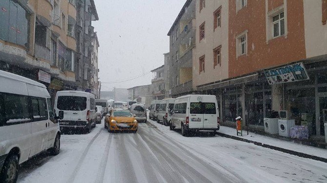 Bulanık’ta Kar Tatili