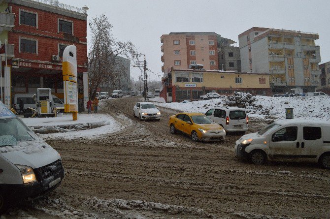 Şırnak’ta Eğitime Kar Arası