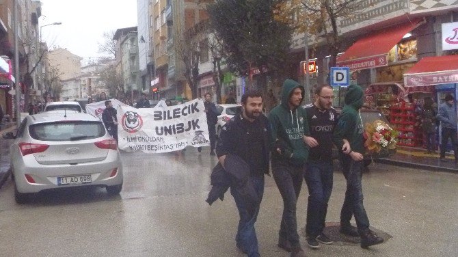 Uni Bjk Ve Uni Timsah Taraftar Grubundan Teröre Tepki Yürüyüşü