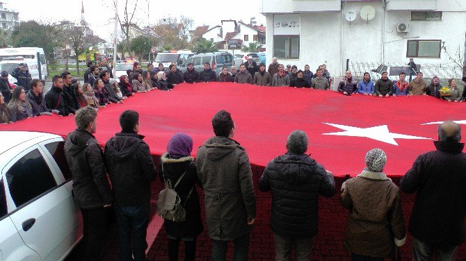 Akçakoca’da Teröre Tepki Yürüyüşü